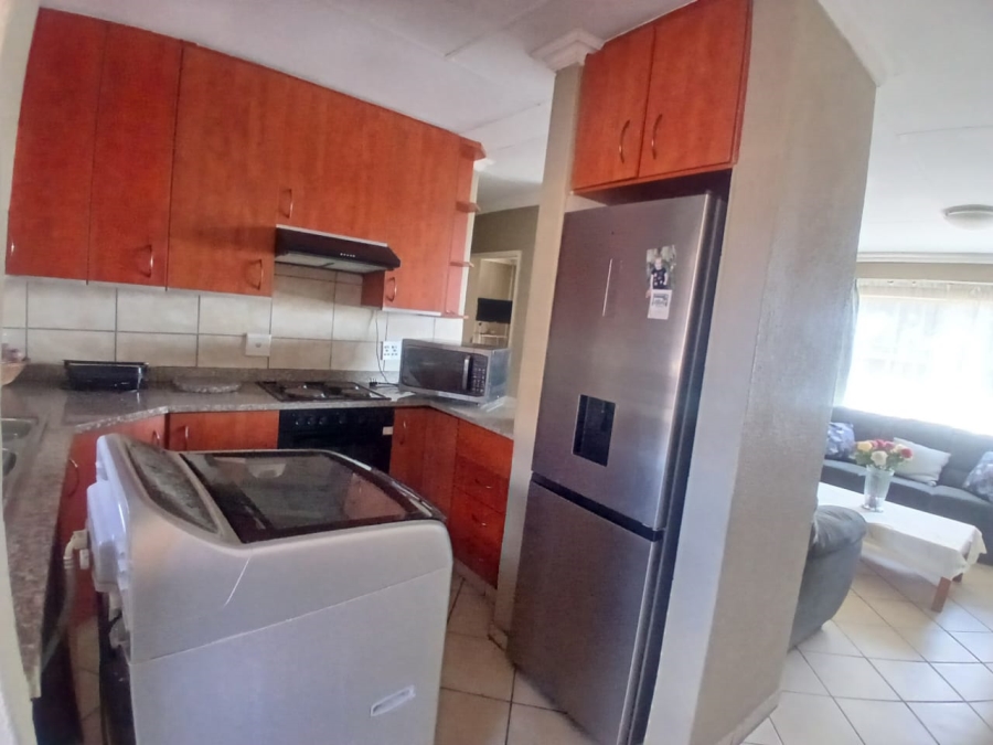 2 Bedroom Property for Sale in Aston Manor Gauteng