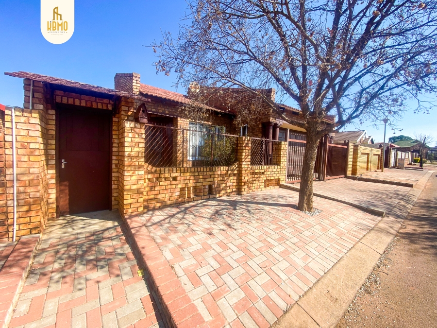 3 Bedroom Property for Sale in Danville Gauteng