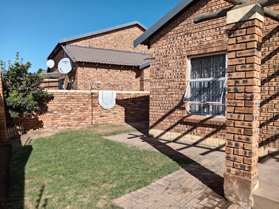 To Let 3 Bedroom Property for Rent in Honeydew Gauteng