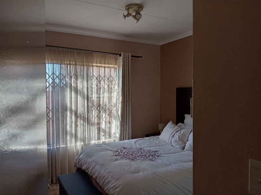 To Let 3 Bedroom Property for Rent in Honeydew Gauteng
