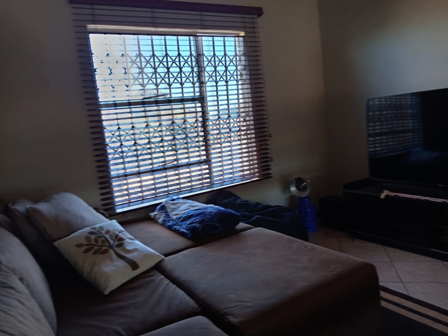 To Let 3 Bedroom Property for Rent in Honeydew Gauteng