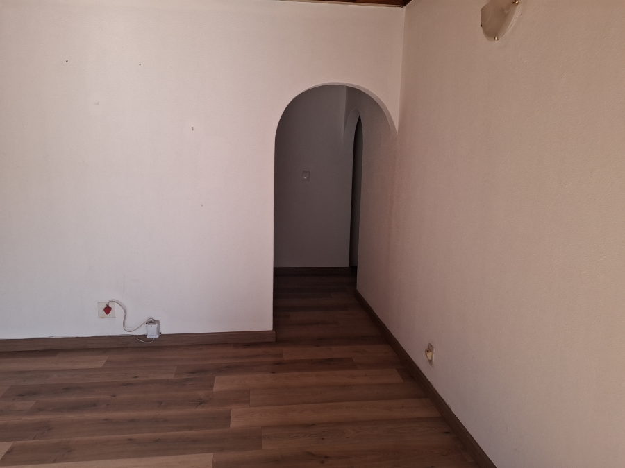 4 Bedroom Property for Sale in Pomona Gauteng