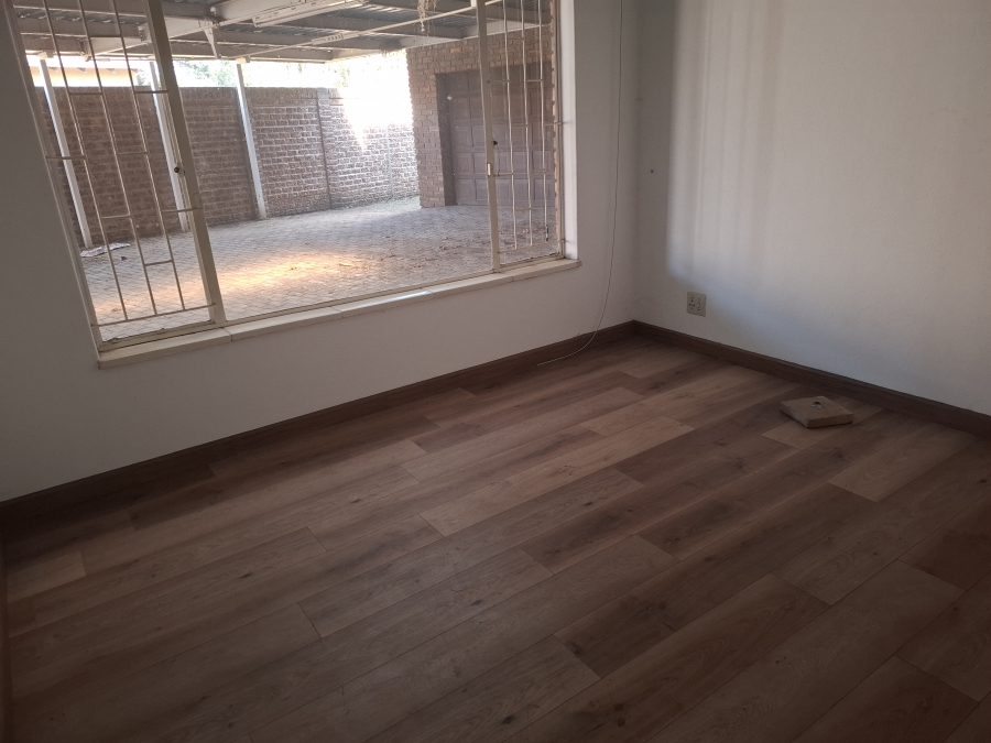 4 Bedroom Property for Sale in Pomona Gauteng