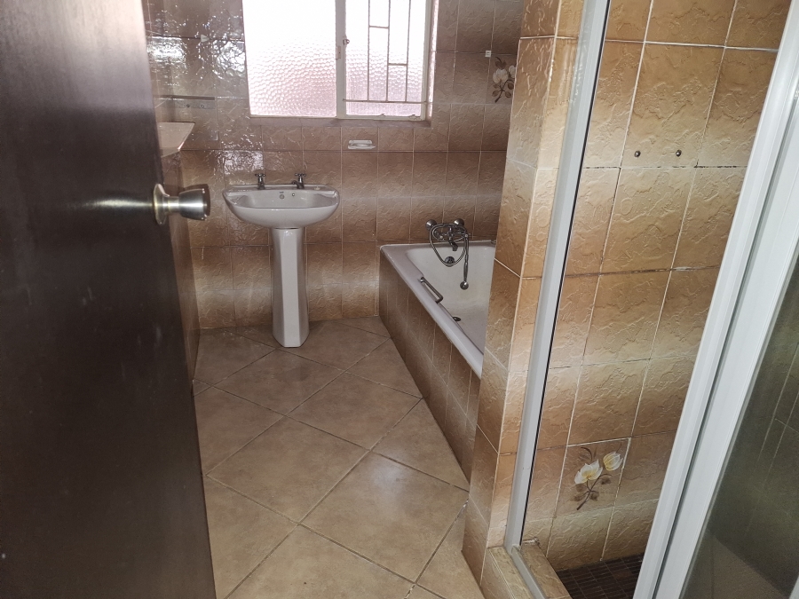 4 Bedroom Property for Sale in Pomona Gauteng