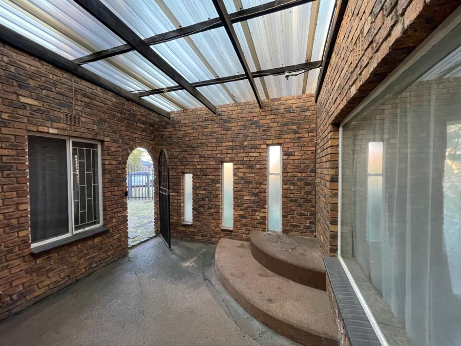 4 Bedroom Property for Sale in Pomona Gauteng