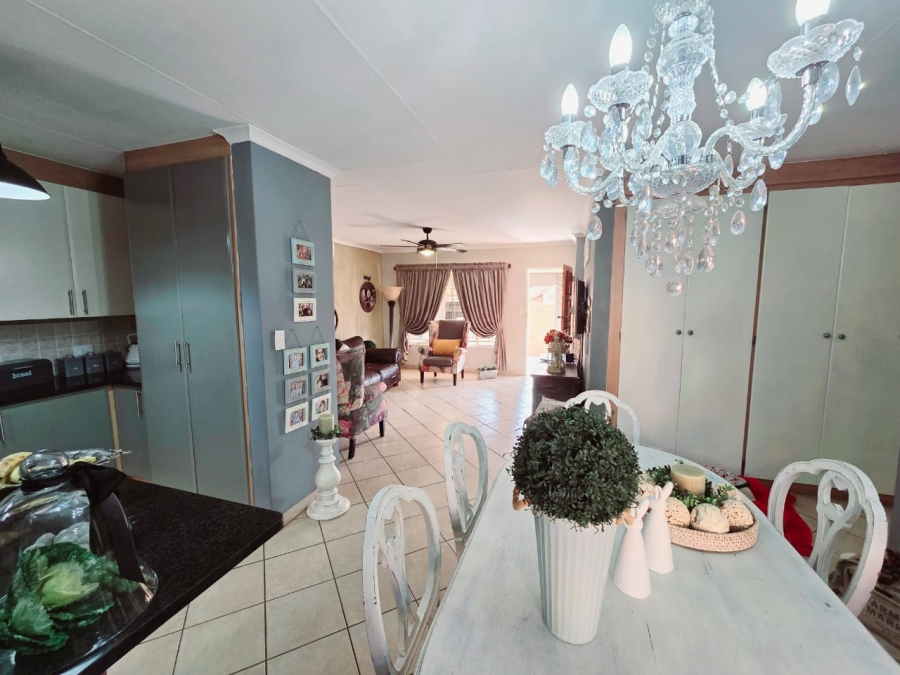 3 Bedroom Property for Sale in Sinoville Gauteng