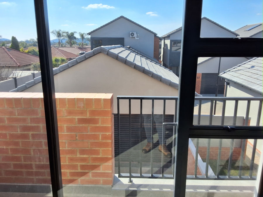 4 Bedroom Property for Sale in Annlin Gauteng