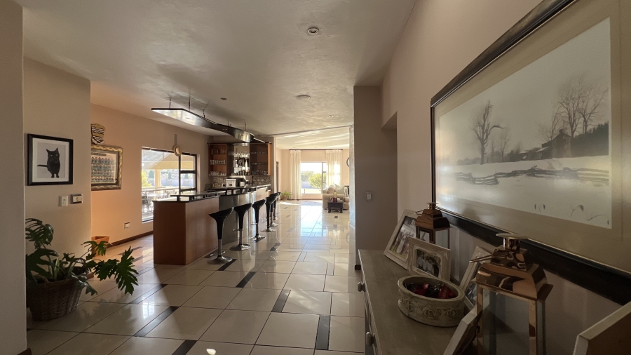 6 Bedroom Property for Sale in Blue Saddle Ranches Gauteng