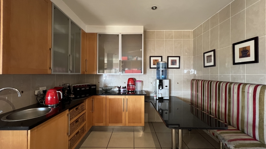 6 Bedroom Property for Sale in Blue Saddle Ranches Gauteng