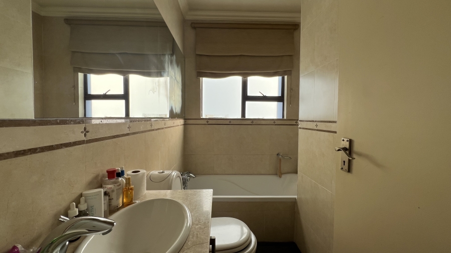 6 Bedroom Property for Sale in Blue Saddle Ranches Gauteng