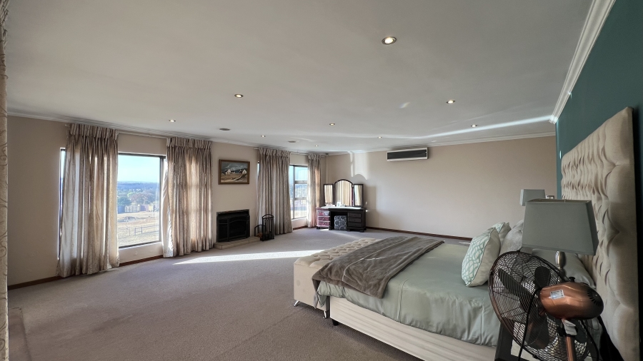 6 Bedroom Property for Sale in Blue Saddle Ranches Gauteng