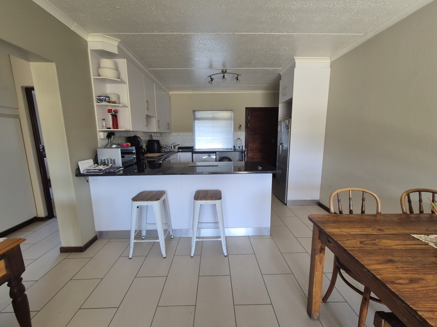 2 Bedroom Property for Sale in Greenstone Hill Gauteng