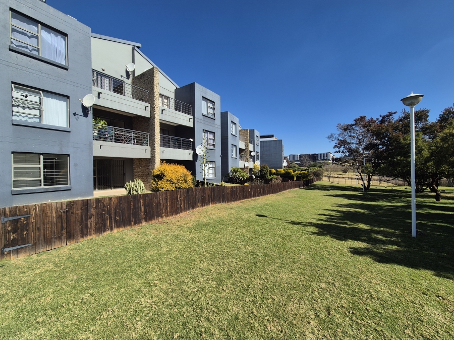 2 Bedroom Property for Sale in Greenstone Hill Gauteng