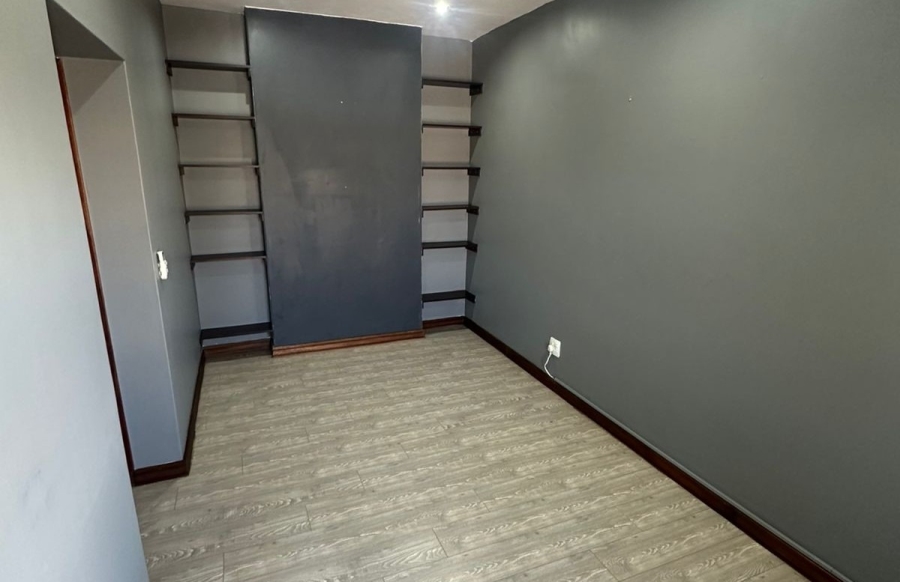 4 Bedroom Property for Sale in Midlands Estate Gauteng