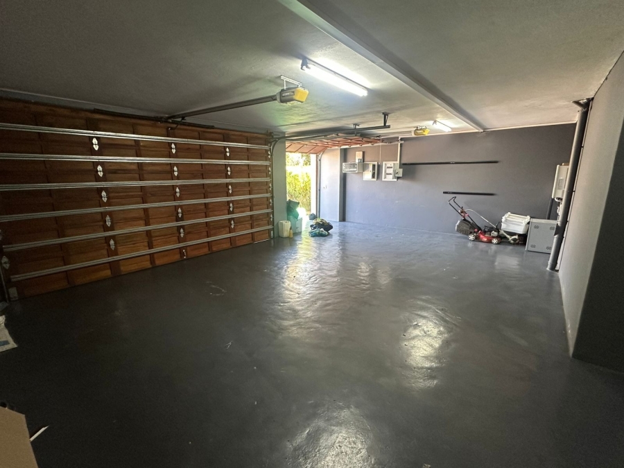 4 Bedroom Property for Sale in Midlands Estate Gauteng