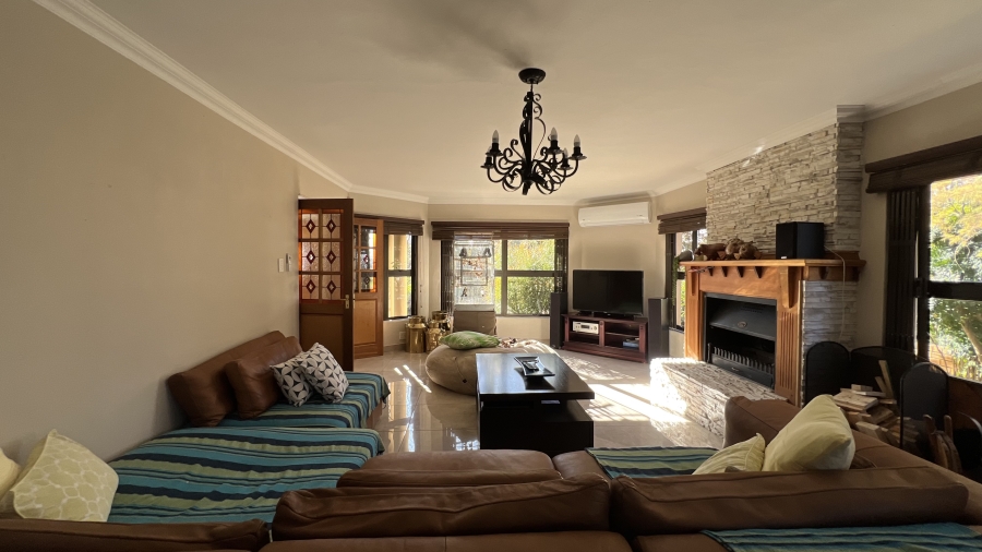 5 Bedroom Property for Sale in Blue Saddle Ranches Gauteng