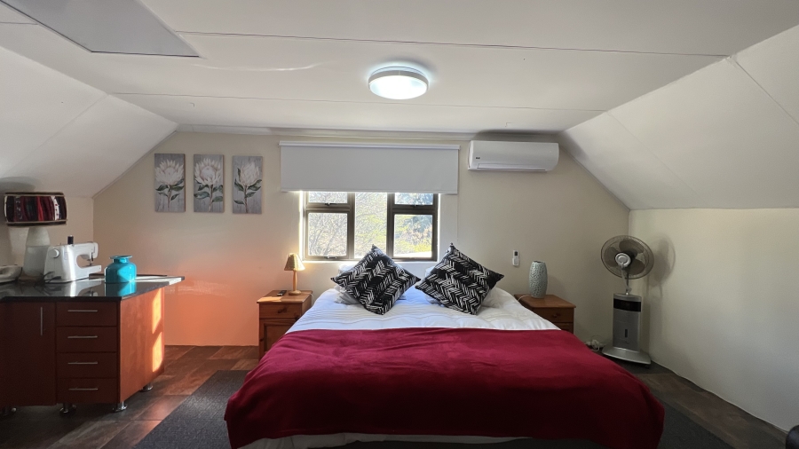 5 Bedroom Property for Sale in Blue Saddle Ranches Gauteng