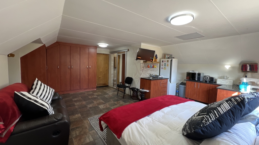 5 Bedroom Property for Sale in Blue Saddle Ranches Gauteng