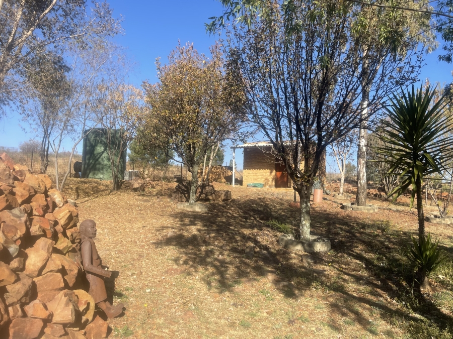 5 Bedroom Property for Sale in Blue Saddle Ranches Gauteng