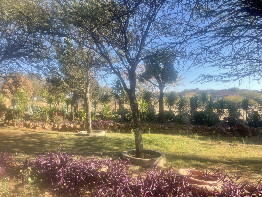5 Bedroom Property for Sale in Blue Saddle Ranches Gauteng
