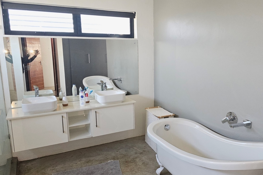 To Let 3 Bedroom Property for Rent in Midstream Meadows Gauteng