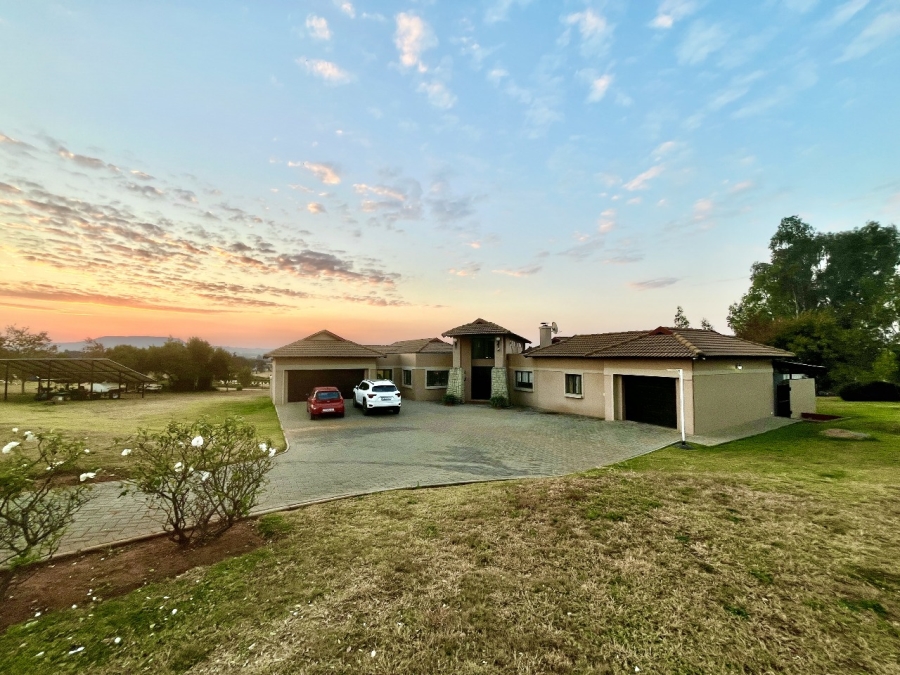 4 Bedroom Property for Sale in Blue Saddle Ranches Gauteng
