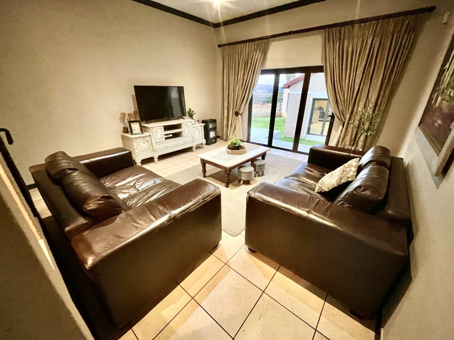 4 Bedroom Property for Sale in Blue Saddle Ranches Gauteng