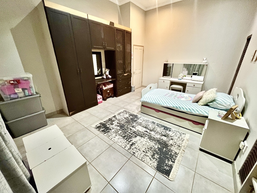 4 Bedroom Property for Sale in Blue Saddle Ranches Gauteng