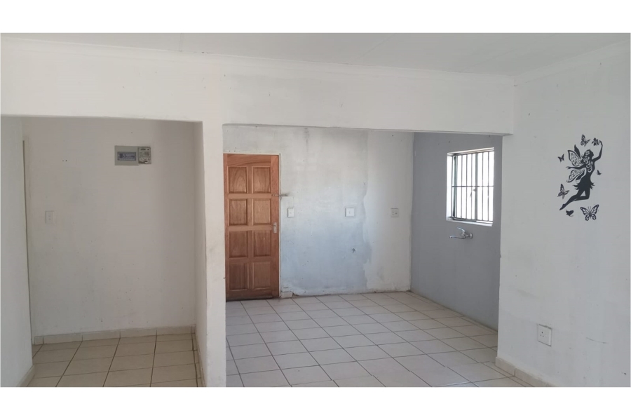 To Let 3 Bedroom Property for Rent in Protea Glen Gauteng