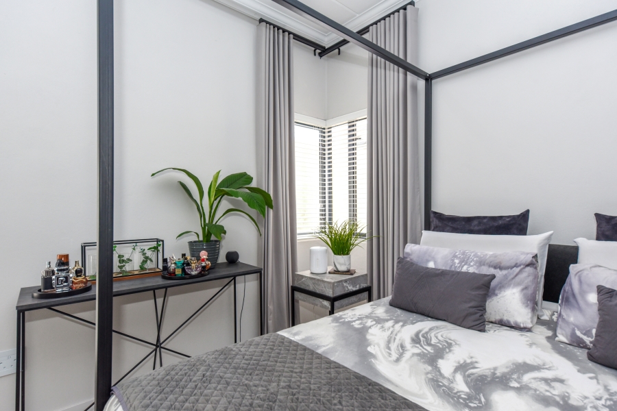 To Let 2 Bedroom Property for Rent in Bryanston Gauteng