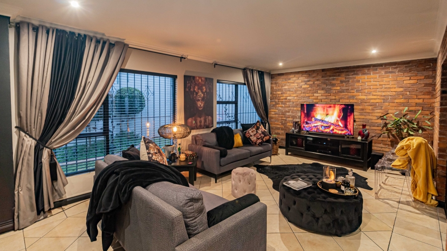 3 Bedroom Property for Sale in Northwold Gauteng