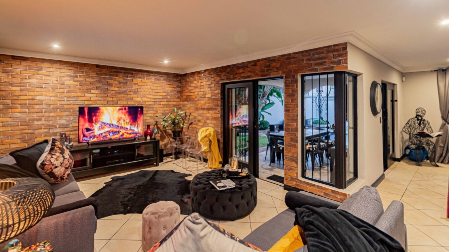 3 Bedroom Property for Sale in Northwold Gauteng