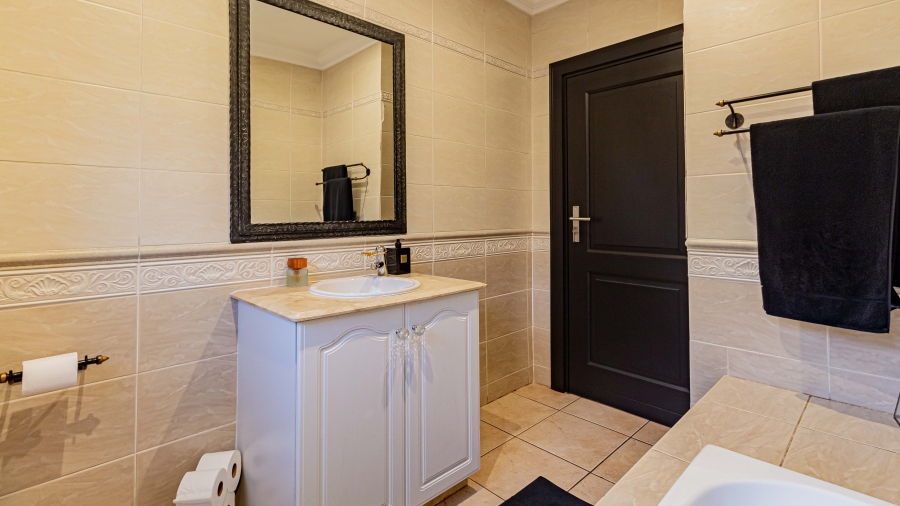 3 Bedroom Property for Sale in Northwold Gauteng