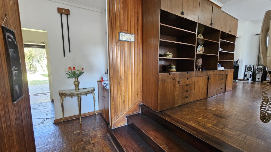 3 Bedroom Property for Sale in Queenswood Gauteng