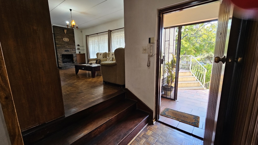 3 Bedroom Property for Sale in Queenswood Gauteng