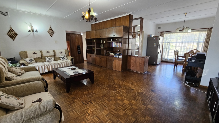 3 Bedroom Property for Sale in Queenswood Gauteng