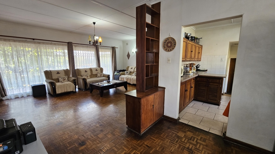 3 Bedroom Property for Sale in Queenswood Gauteng