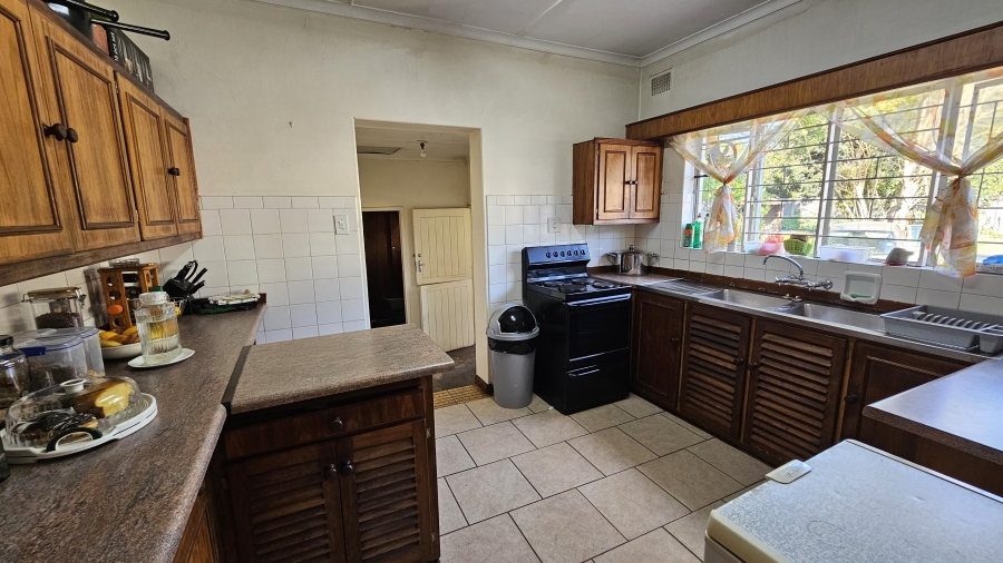 3 Bedroom Property for Sale in Queenswood Gauteng