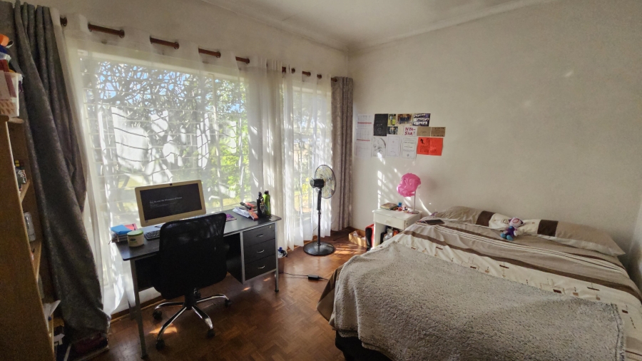 3 Bedroom Property for Sale in Queenswood Gauteng