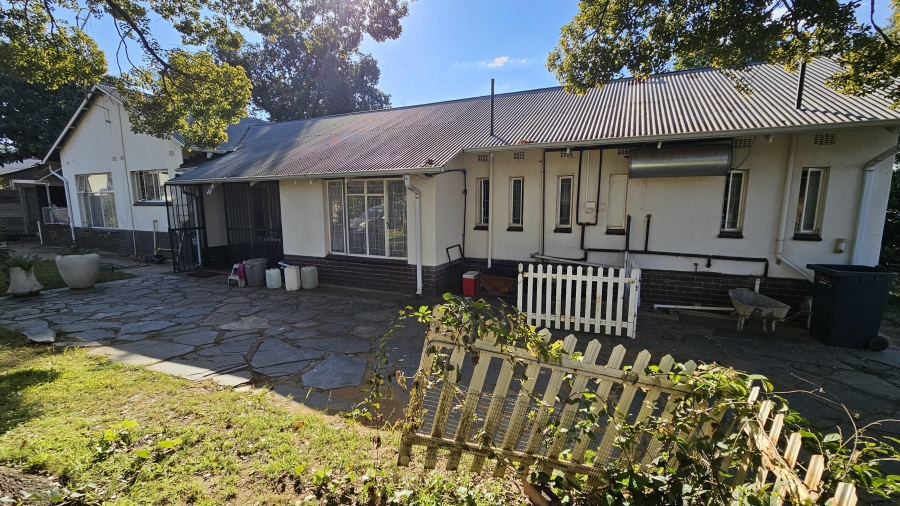3 Bedroom Property for Sale in Queenswood Gauteng