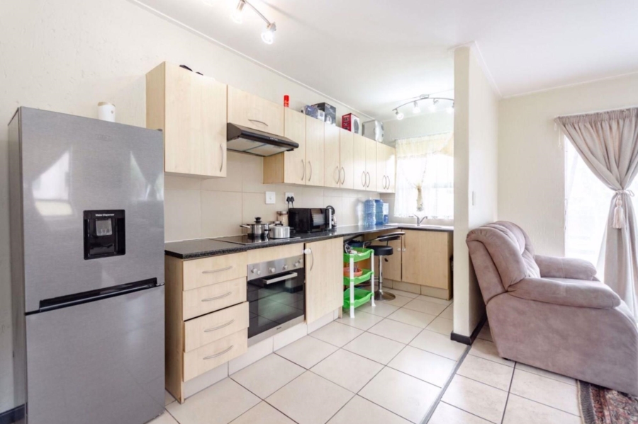 To Let 2 Bedroom Property for Rent in Jackal Creek Golf Estate Gauteng