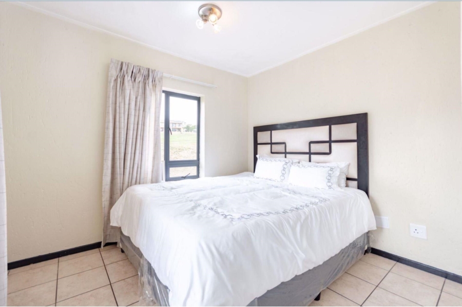To Let 2 Bedroom Property for Rent in Jackal Creek Golf Estate Gauteng