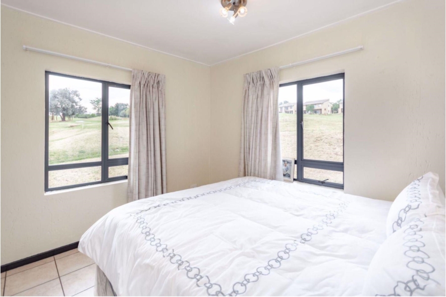 To Let 2 Bedroom Property for Rent in Jackal Creek Golf Estate Gauteng