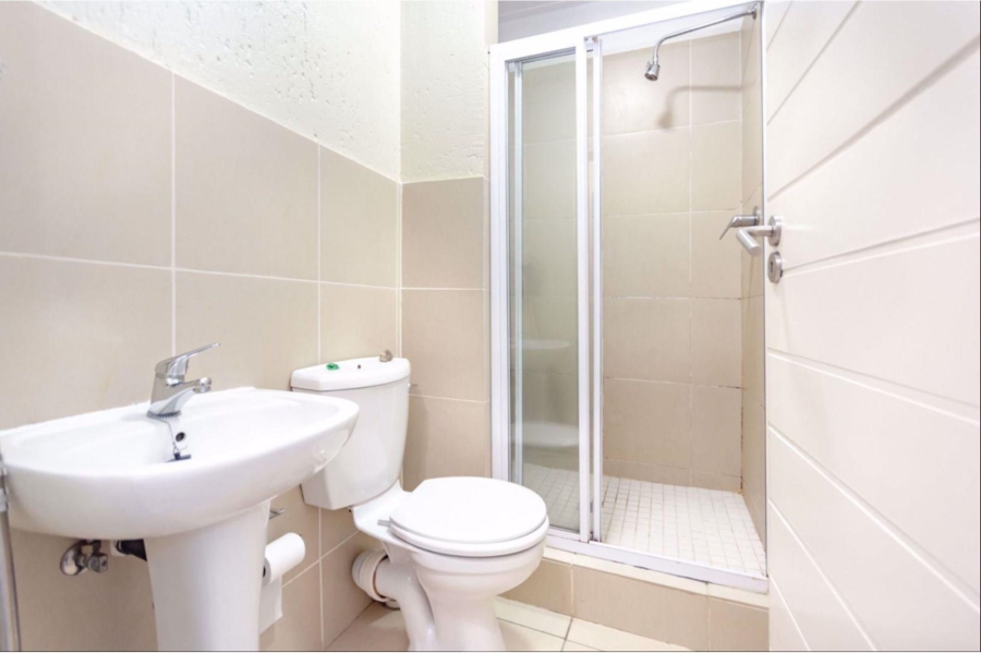 To Let 2 Bedroom Property for Rent in Jackal Creek Golf Estate Gauteng