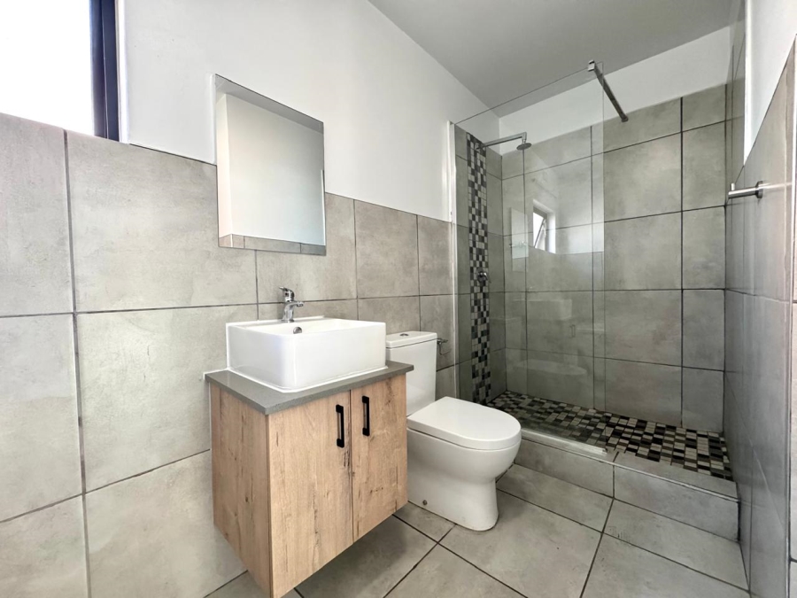 To Let 2 Bedroom Property for Rent in Orlando Gauteng