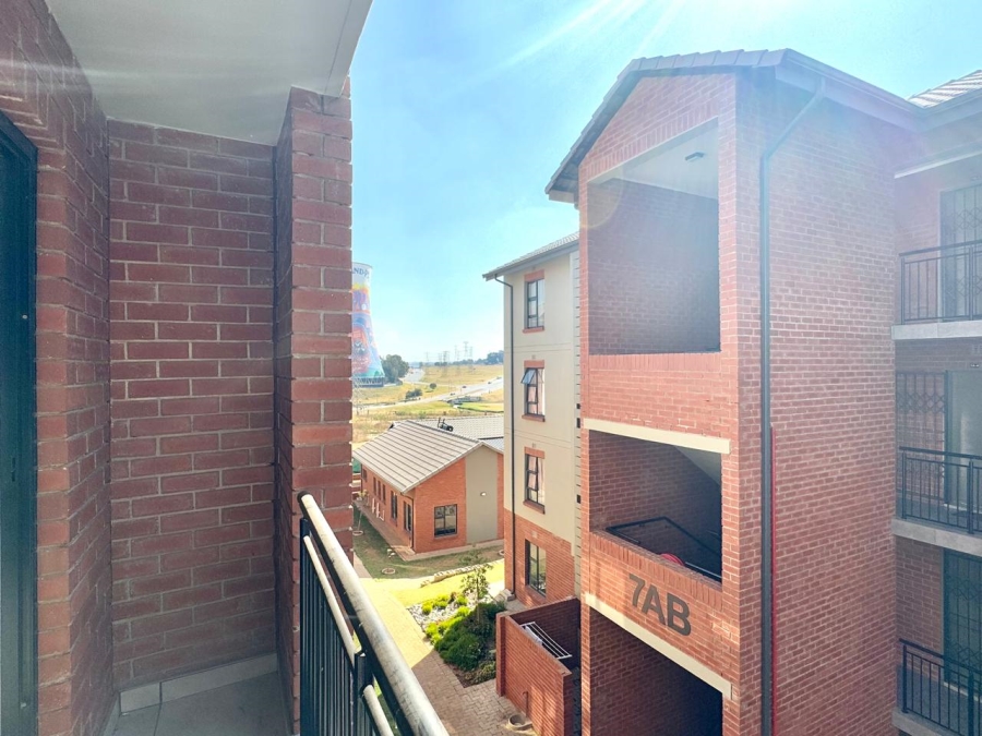 To Let 2 Bedroom Property for Rent in Orlando Gauteng