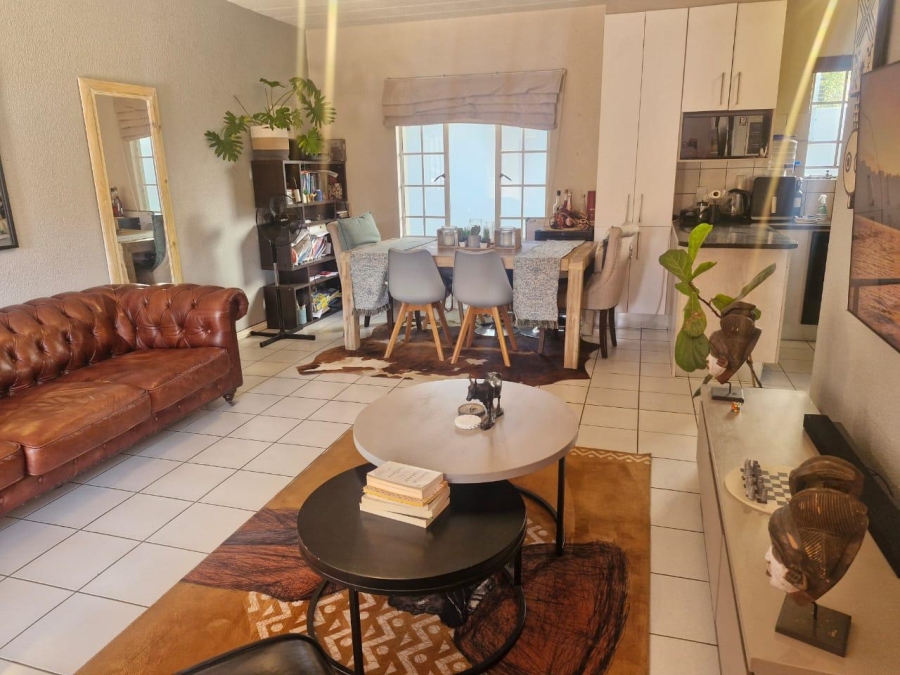 2 Bedroom Property for Sale in Morningside Gauteng