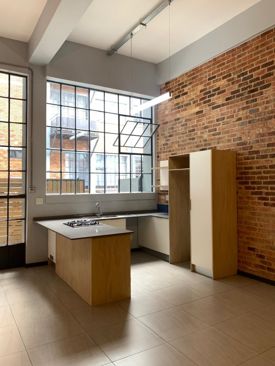To Let 1 Bedroom Property for Rent in Braamfontein Gauteng