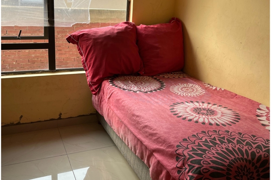 6 Bedroom Property for Sale in Hospital View Gauteng