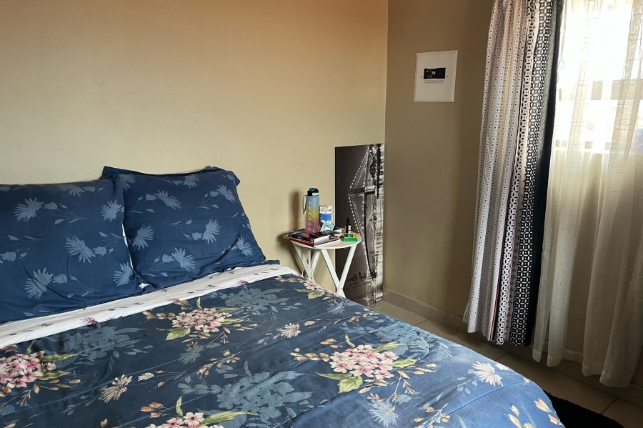 6 Bedroom Property for Sale in Hospital View Gauteng